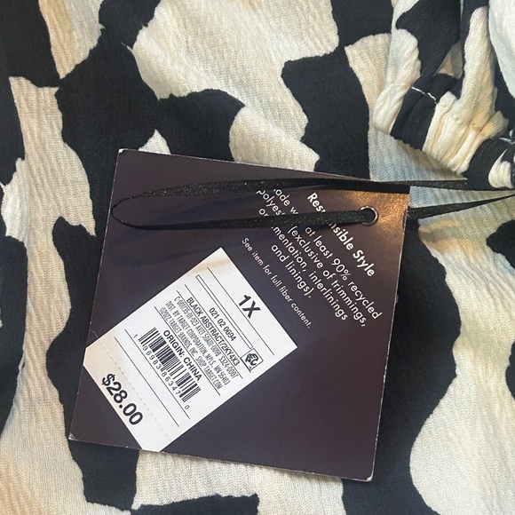 AVA& VIV black and white pattern with bow in front. NWT 1X - Picture 8 of 9